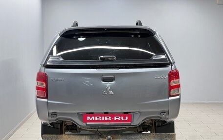 Mitsubishi L200 IV рестайлинг, 2017 год, 1 799 900 рублей, 3 фотография