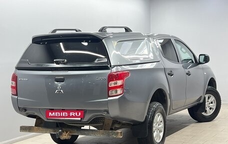 Mitsubishi L200 IV рестайлинг, 2017 год, 1 799 900 рублей, 4 фотография