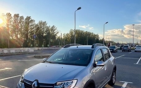 Renault Sandero II рестайлинг, 2022 год, 1 700 000 рублей, 1 фотография
