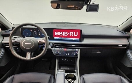Hyundai Sonata VIII, 2024 год, 2 100 000 рублей, 10 фотография