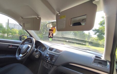 Suzuki Swift IV, 2013 год, 950 000 рублей, 13 фотография