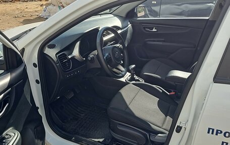 KIA Rio IV, 2020 год, 1 350 000 рублей, 7 фотография