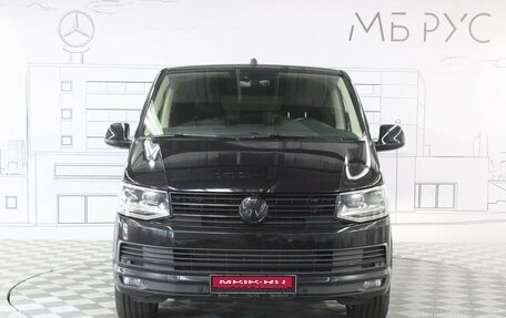 Volkswagen Multivan T6 рестайлинг, 2018 год, 4 300 000 рублей, 2 фотография