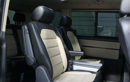 Volkswagen Multivan T6 рестайлинг, 2018 год, 4 300 000 рублей, 29 фотография