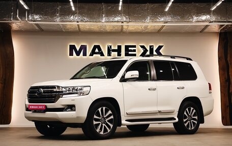Toyota Land Cruiser 200, 2016 год, 3 990 000 рублей, 3 фотография
