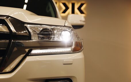 Toyota Land Cruiser 200, 2016 год, 3 990 000 рублей, 24 фотография