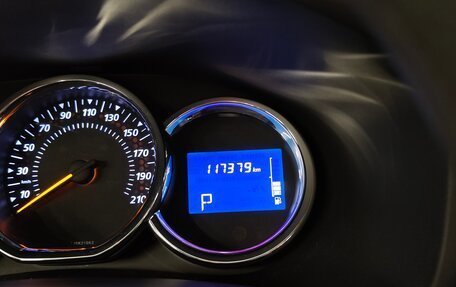 Renault Sandero II рестайлинг, 2018 год, 915 000 рублей, 12 фотография