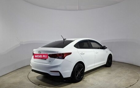 Hyundai Solaris II рестайлинг, 2017 год, 1 099 000 рублей, 6 фотография