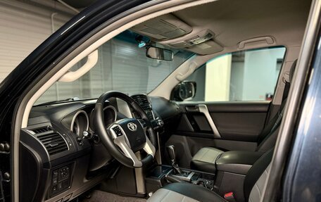 Toyota Land Cruiser Prado 150 рестайлинг 2, 2010 год, 2 450 000 рублей, 11 фотография