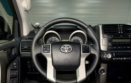 Toyota Land Cruiser Prado 150 рестайлинг 2, 2010 год, 2 450 000 рублей, 16 фотография