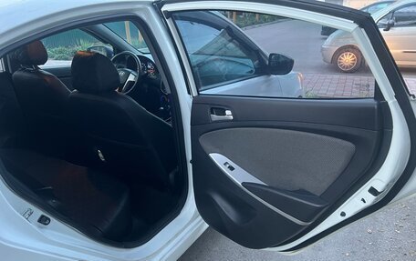 Hyundai Solaris II рестайлинг, 2012 год, 799 000 рублей, 20 фотография