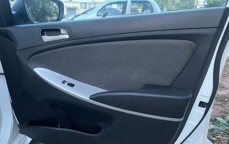 Hyundai Solaris II рестайлинг, 2012 год, 799 000 рублей, 25 фотография