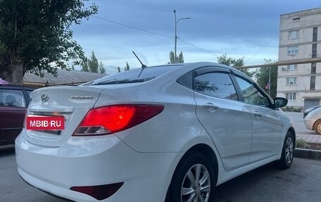 Hyundai Solaris II рестайлинг, 2012 год, 799 000 рублей, 30 фотография