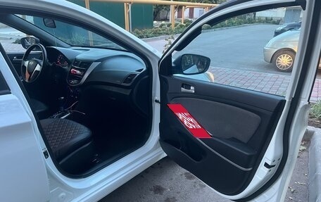 Hyundai Solaris II рестайлинг, 2012 год, 799 000 рублей, 26 фотография