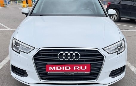 Audi A3, 2020 год, 2 200 000 рублей, 2 фотография