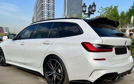 BMW 3 серия, 2019 год, 3 650 000 рублей, 3 фотография