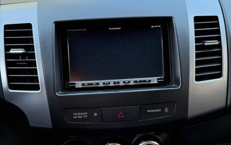 Mitsubishi Outlander III рестайлинг 3, 2007 год, 1 150 000 рублей, 2 фотография