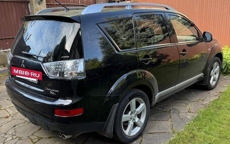 Mitsubishi Outlander III рестайлинг 3, 2007 год, 1 150 000 рублей, 7 фотография