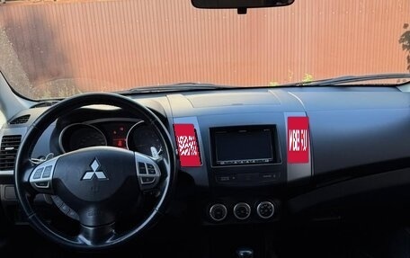 Mitsubishi Outlander III рестайлинг 3, 2007 год, 1 150 000 рублей, 3 фотография