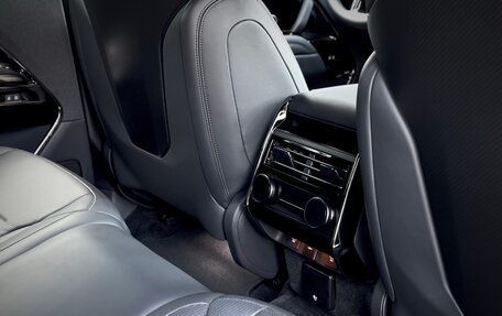 Land Rover Range Rover Sport, 2025 год, 34 000 000 рублей, 20 фотография