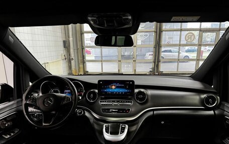 Mercedes-Benz V-Класс, 2022 год, 8 150 000 рублей, 6 фотография