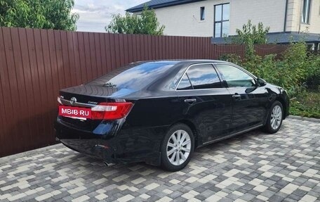 Toyota Camry, 2012 год, 1 999 999 рублей, 7 фотография