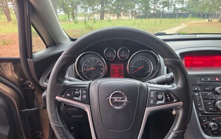 Opel Astra J, 2012 год, 740 000 рублей, 15 фотография