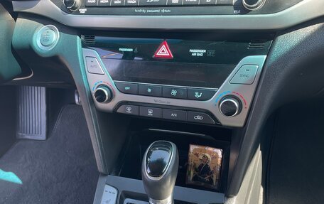 Hyundai Elantra VI рестайлинг, 2016 год, 1 500 000 рублей, 12 фотография