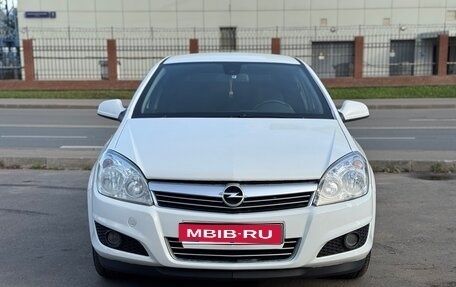 Opel Astra H, 2013 год, 470 000 рублей, 1 фотография