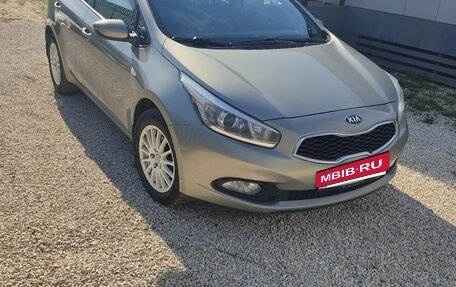 KIA cee'd III, 2014 год, 899 999 рублей, 2 фотография