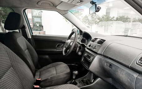 Skoda Fabia II, 2010 год, 394 000 рублей, 13 фотография