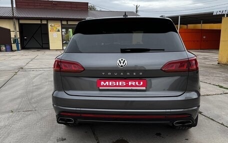 Volkswagen Touareg III, 2020 год, 6 100 000 рублей, 2 фотография