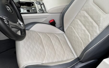 Volkswagen Touareg III, 2020 год, 6 100 000 рублей, 10 фотография