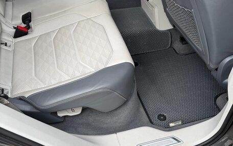 Volkswagen Touareg III, 2020 год, 6 100 000 рублей, 17 фотография