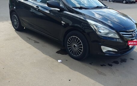Hyundai Solaris II рестайлинг, 2014 год, 1 040 000 рублей, 5 фотография