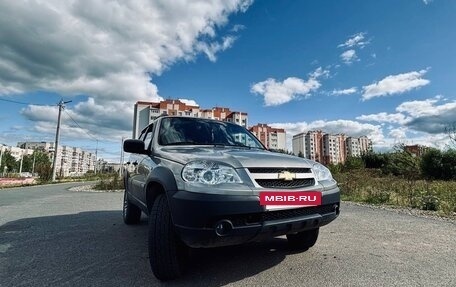 Chevrolet Niva I рестайлинг, 2017 год, 799 000 рублей, 2 фотография