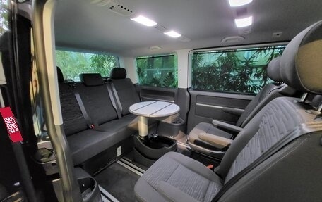 Volkswagen Multivan T6 рестайлинг, 2024 год, 11 998 000 рублей, 18 фотография
