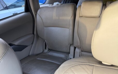 Mitsubishi Outlander III рестайлинг 3, 2007 год, 630 000 рублей, 3 фотография