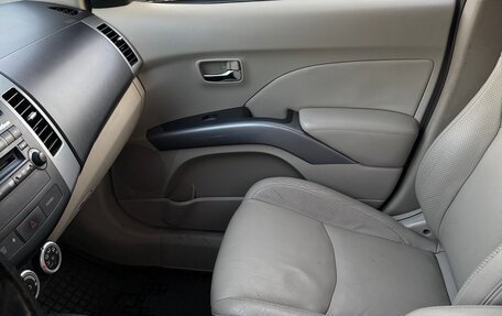 Mitsubishi Outlander III рестайлинг 3, 2007 год, 630 000 рублей, 4 фотография