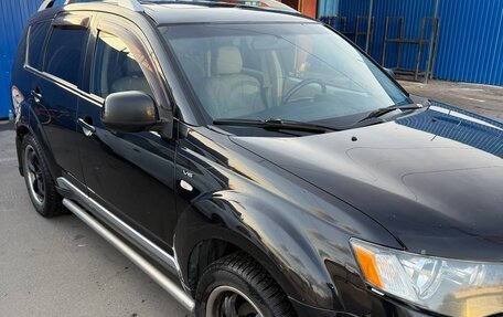 Mitsubishi Outlander III рестайлинг 3, 2007 год, 630 000 рублей, 8 фотография