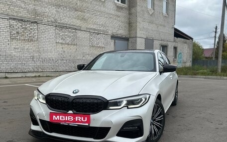 BMW 3 серия, 2019 год, 3 500 000 рублей, 3 фотография