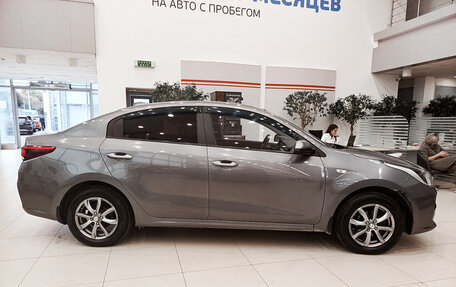 KIA Rio IV, 2018 год, 981 000 рублей, 5 фотография