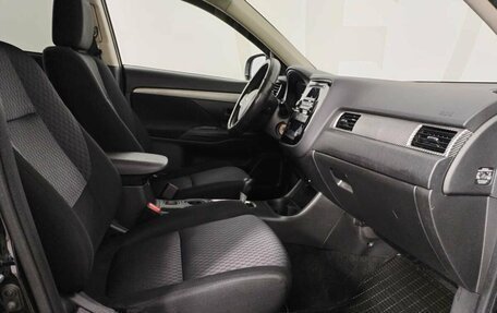 Mitsubishi Outlander III рестайлинг 3, 2012 год, 994 000 рублей, 15 фотография