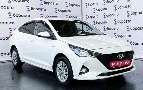 Hyundai Solaris II рестайлинг, 2021 год, 1 570 000 рублей, 1 фотография