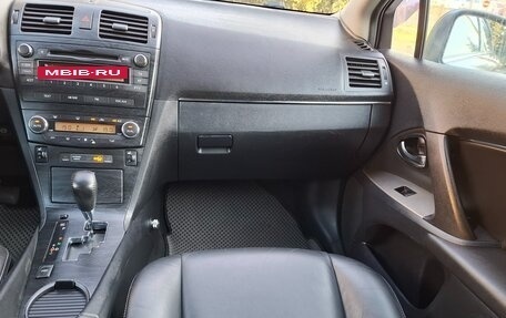 Toyota Avensis III рестайлинг, 2011 год, 1 240 000 рублей, 16 фотография