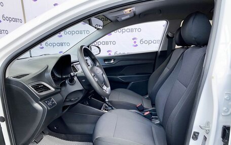 Hyundai Solaris II рестайлинг, 2021 год, 1 570 000 рублей, 11 фотография