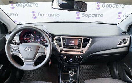 Hyundai Solaris II рестайлинг, 2021 год, 1 570 000 рублей, 15 фотография