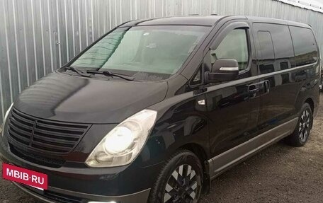 Hyundai Grand Starex Grand Starex I рестайлинг 2, 2012 год, 1 800 000 рублей, 3 фотография