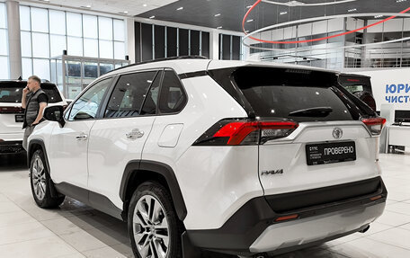 Toyota RAV4, 2020 год, 2 947 000 рублей, 8 фотография