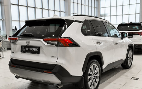 Toyota RAV4, 2020 год, 2 947 000 рублей, 6 фотография